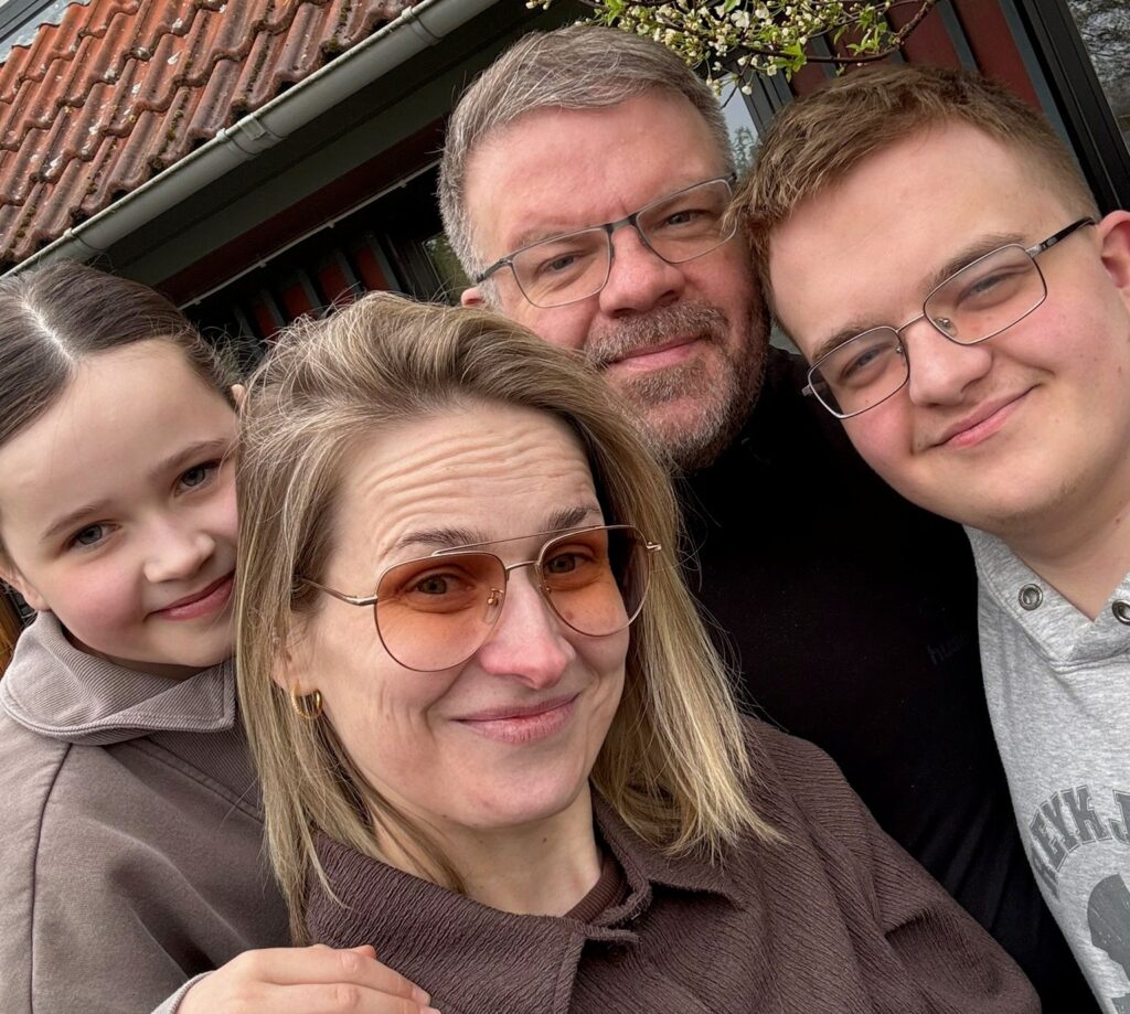 Selfie af Stefania, Egill og deres to børn